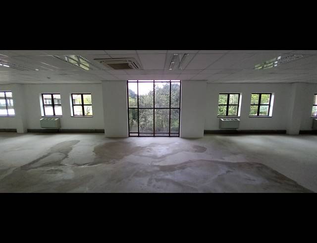 1,485M² OFFICE TO LET IN WOODMEAD